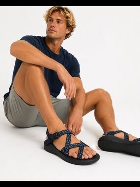 Chaco Z/Cloud Sport Sandals Men Size 14 Chaco Men's Navy Patterned Strap Sandals